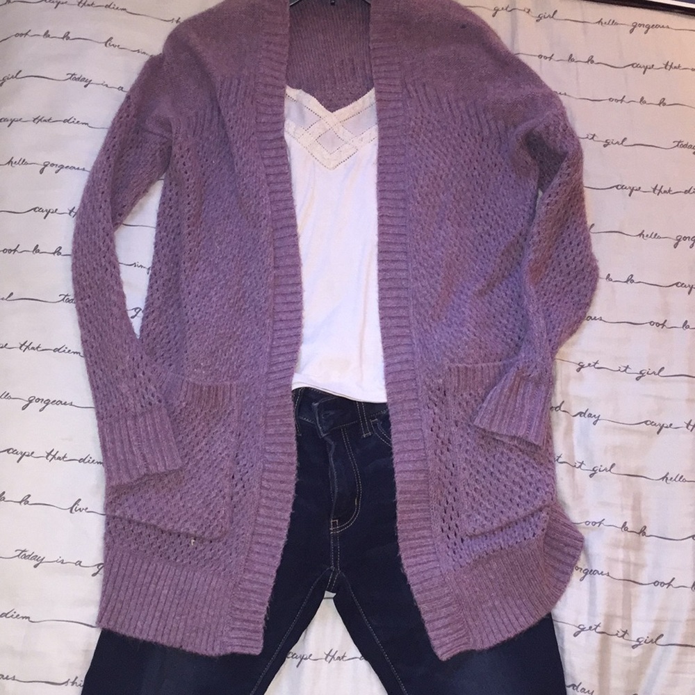 AEO cardigan